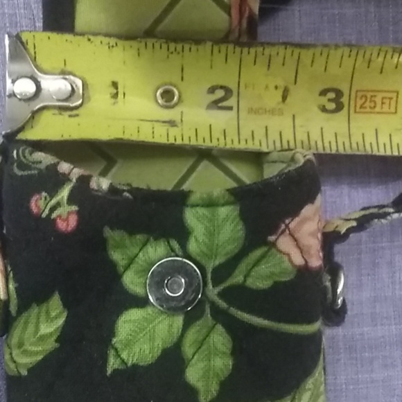 Vera Bradley cellphone case - Picture 7 of 8